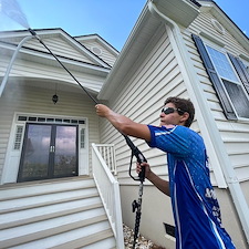 JJ-Earthworks-Delivers-Expert-House-Wash-and-Window-Cleaning-in-Mount-Pleasants-Rivertowne-Neighborhood 1