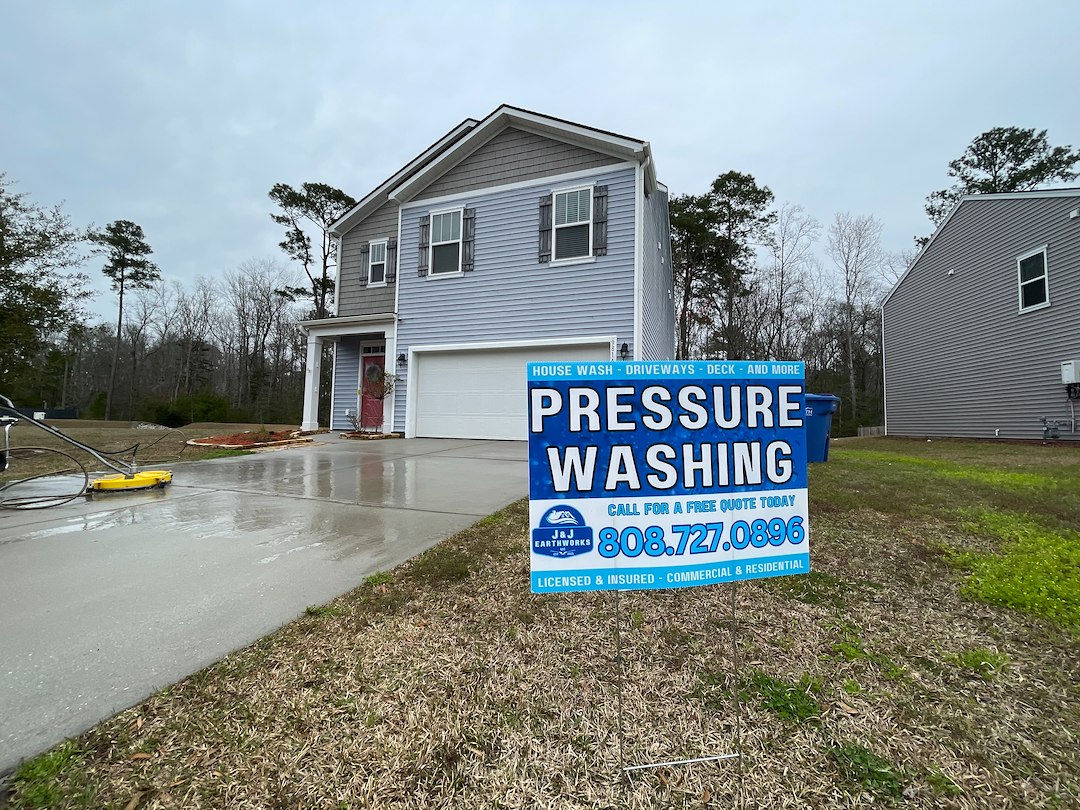 Top Quality House Wash and Driveway Cleaning in Ladson, SC